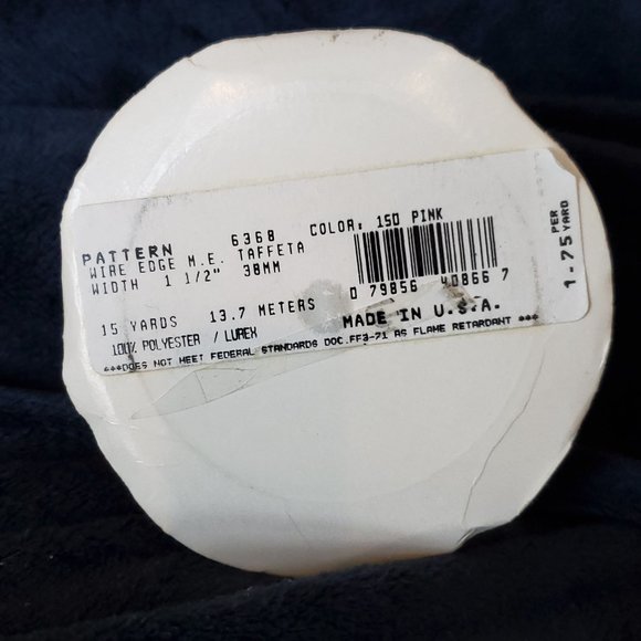 Offray Wired Pink Taffeta Ribbon 1.5' x 2 yrds Gold Wired Edge - Picture 2 of 6